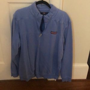 Vineyard Vines Large men’s heavy sweater!